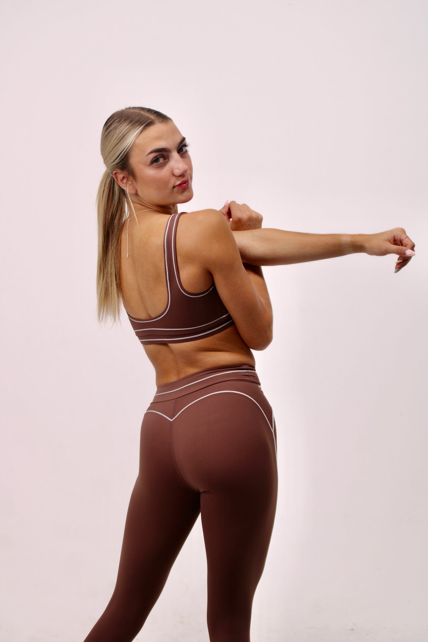 She Believed bra:Brown