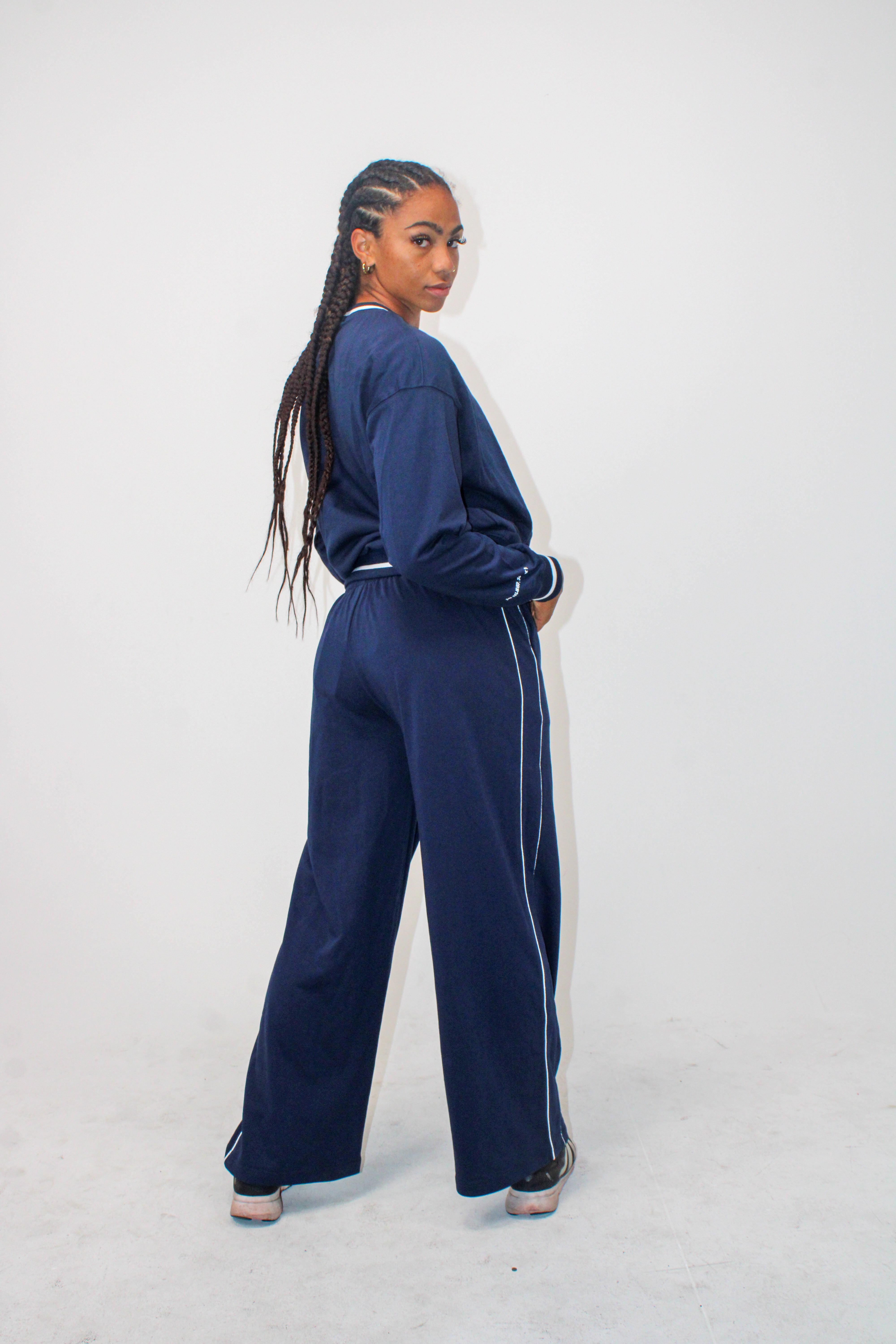She Believed Wide-legged Sweatpants: Navy Blue – UncontainableUSA