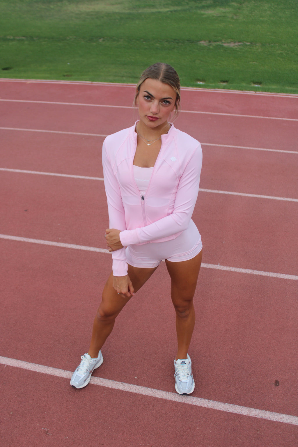 FORM LIGHT JACKET — Baby Pink