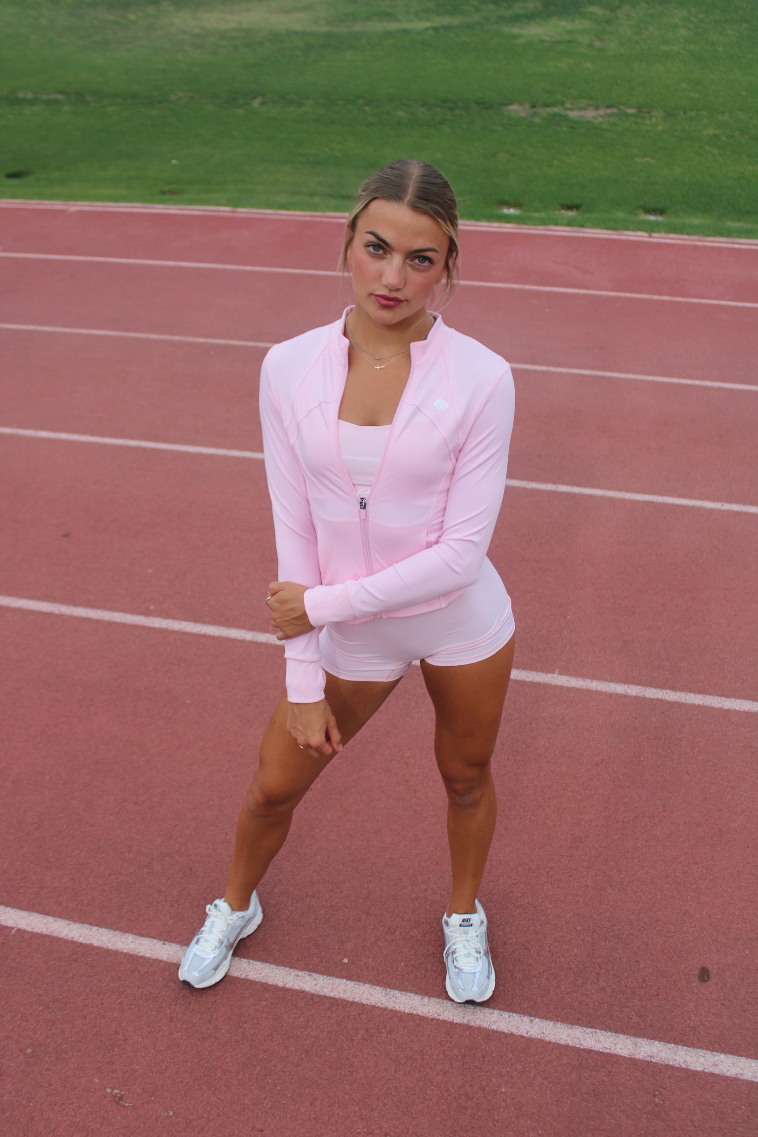FORM LIGHT JACKET — Baby Pink