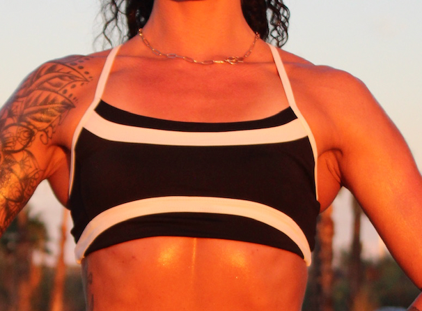 XTRA MILE – BLACK & WHITE BRA